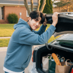 차량 트렁크가 무겁게 닫히는 이유는 무엇일까?